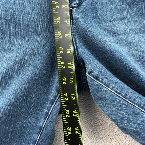 Vintage Lee Womens Jeans Size 32 Measured Blue Denim Bootcut Leg Classic Casual - Picture 6 of 12